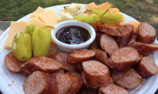 SAUSAGE & CHEESE PLATE